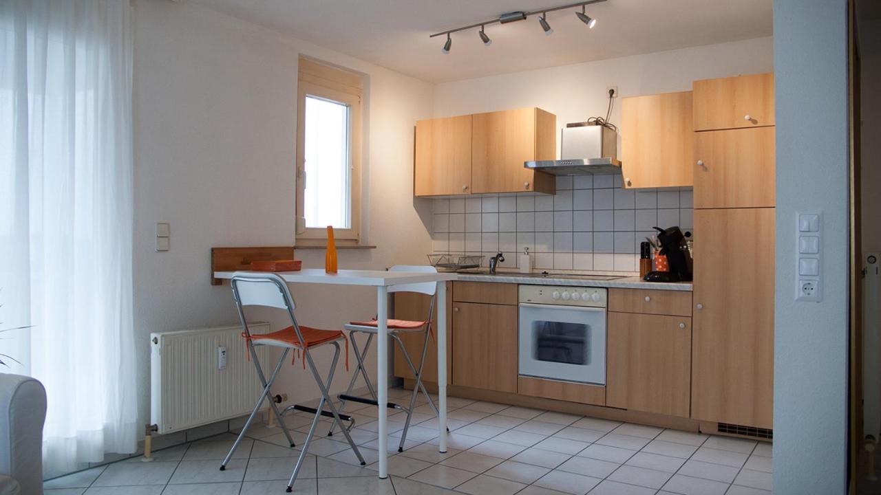 Gemuetliche Wohnung Mit Sonniger Terrasse Bietigheim-Bissingen Luaran gambar